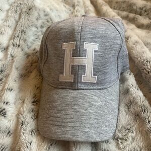 H&M Light Gray Cap